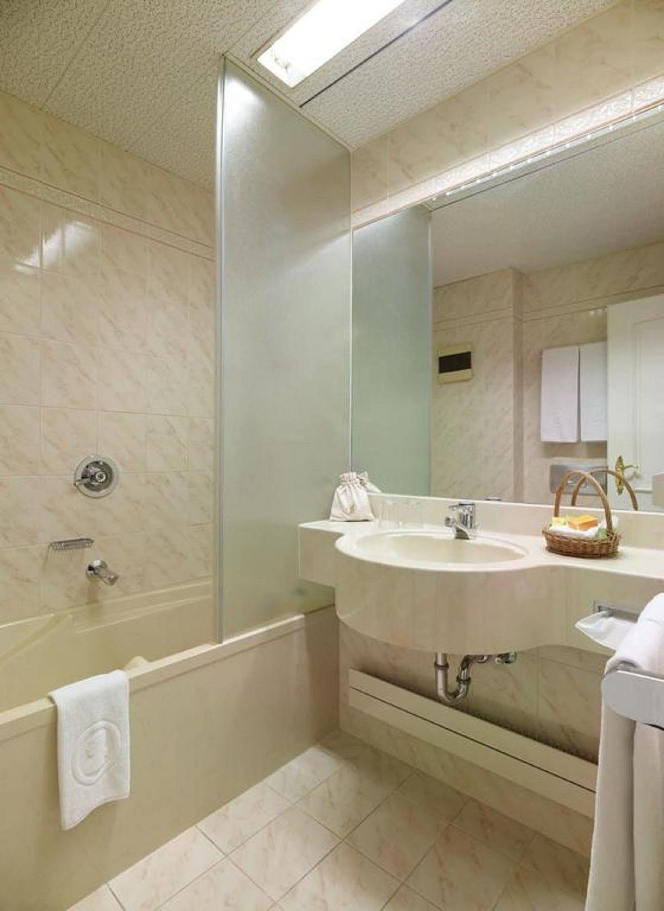 Hotel Mozart รอร์สชาช ภายนอก รูปภาพ